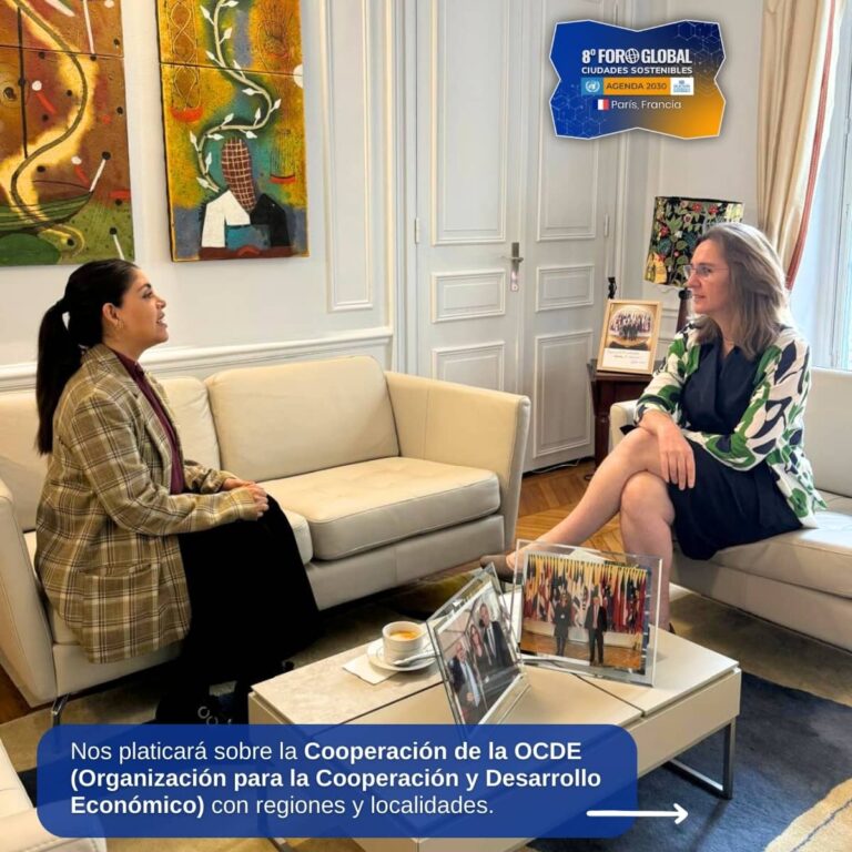 Embajadora de la Delegación permanente de México ante la OCDE, Sybel Galván, presente en el 8º Foro Global Ciudades Sostenibles en París, Francia